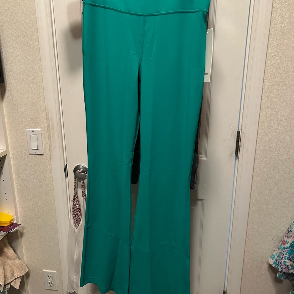 Lulu lemon high rise mini flare size 10